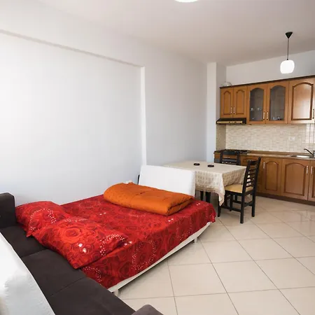 Leo Apartament Daire *